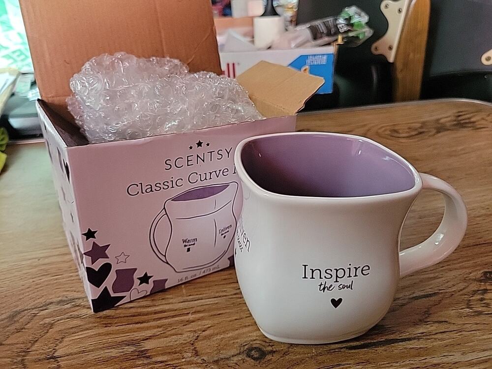 Scentsy Classic Curve Mug Warm Enliven Inspire White Purple Lavender Coffee 16oz
